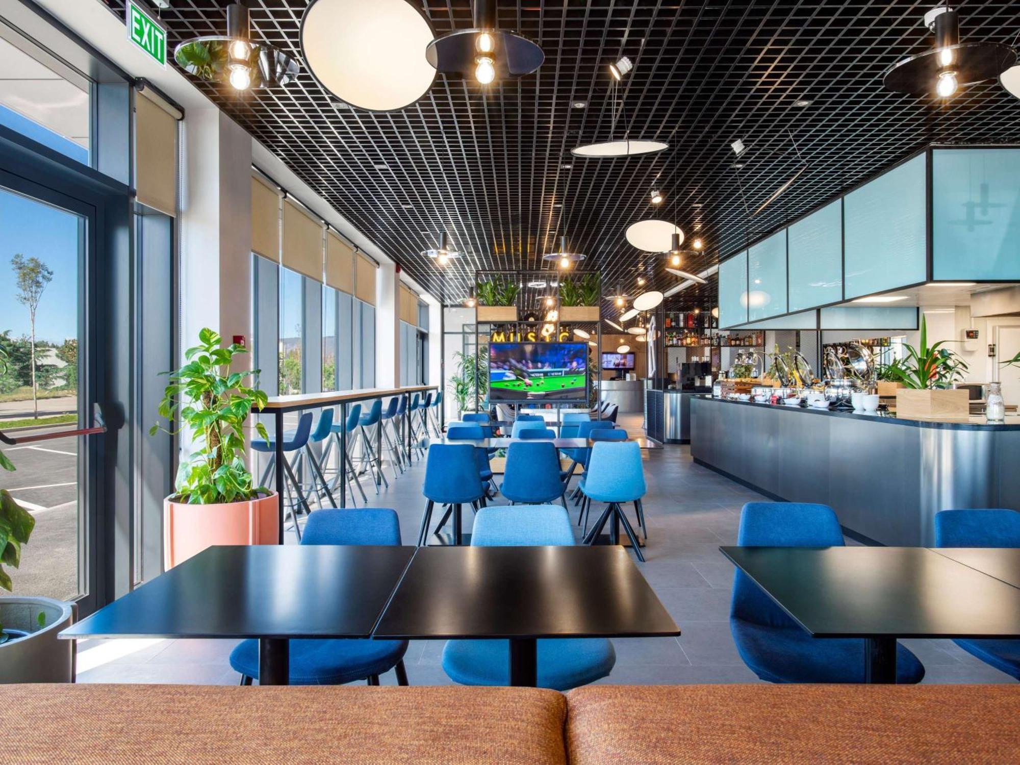 Ibis Airport Hotel